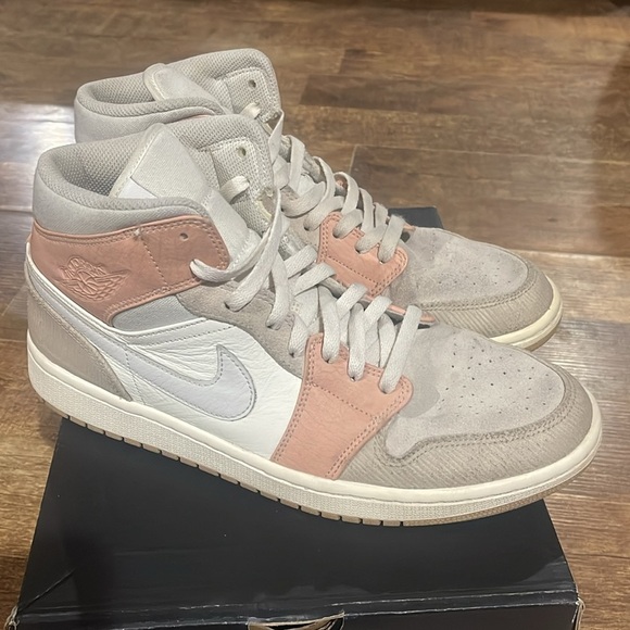 Air Jordan 1 Mid “Milan” Pre-Owned 11.5 - Picture 7 of 14